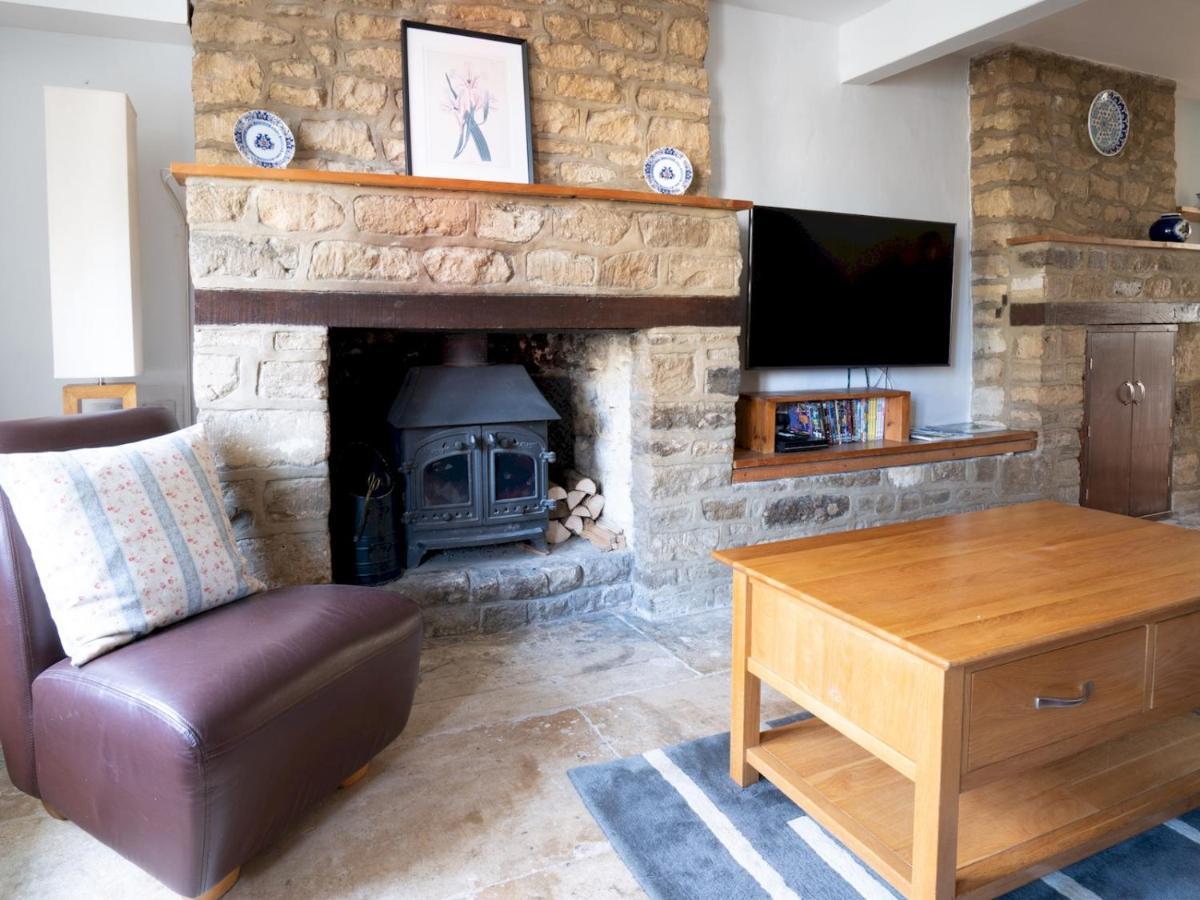 Quarry Cottage Courtyard Garden Pass The Keys Cirencester Exteriör bild